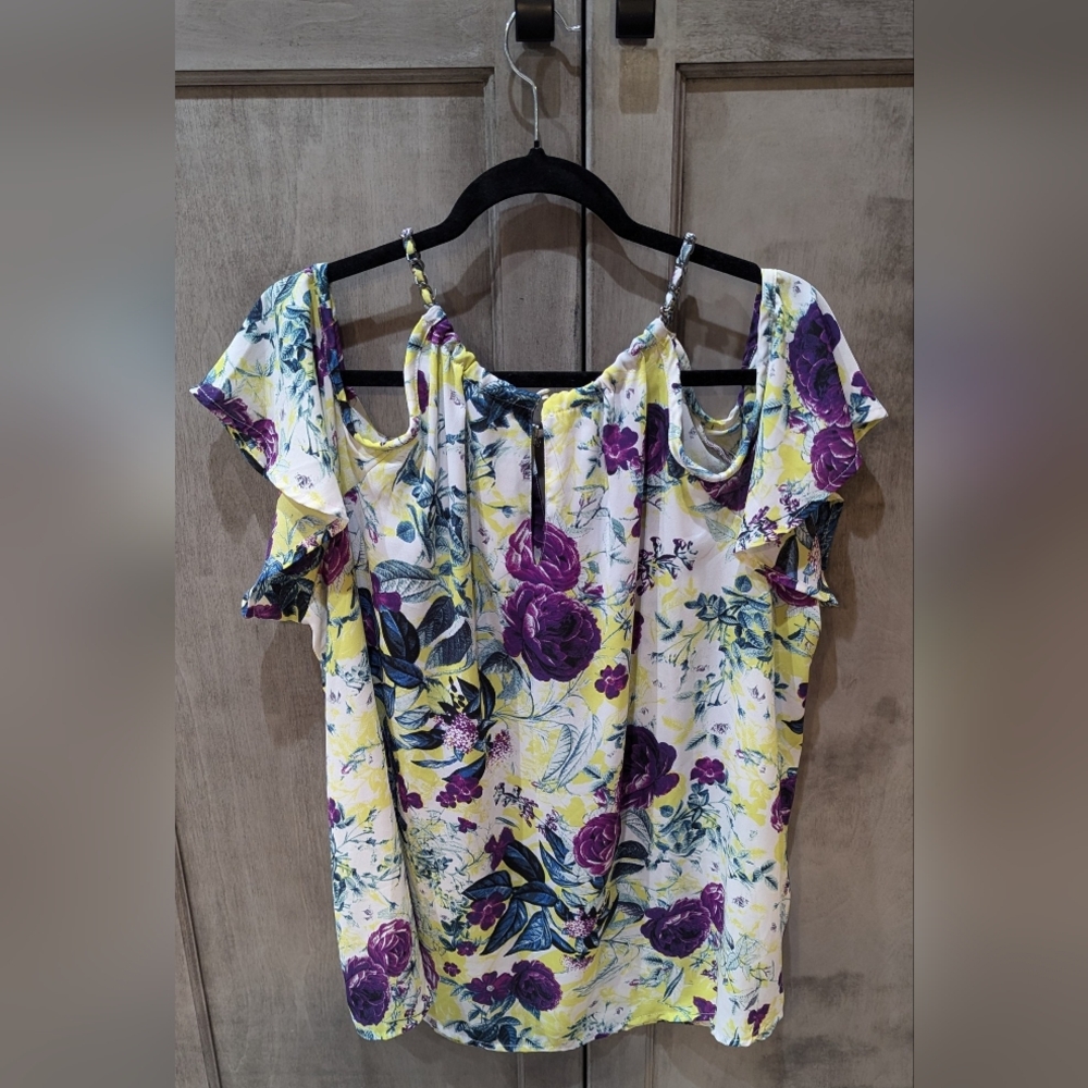 Torrid Georgette Chain-Link Cold Shoulder Blouse Floral White